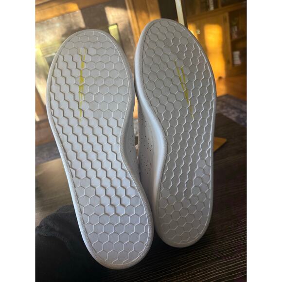 NWOT Adidas Cloudfoam Comfort Sneaker Iridescent Metallic Panel Heel Sz. 11 - Picture 5 of 9